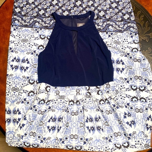 Vince Camuto Cut Out Halter Maxi Dress Size 8 - Picture 6 of 8